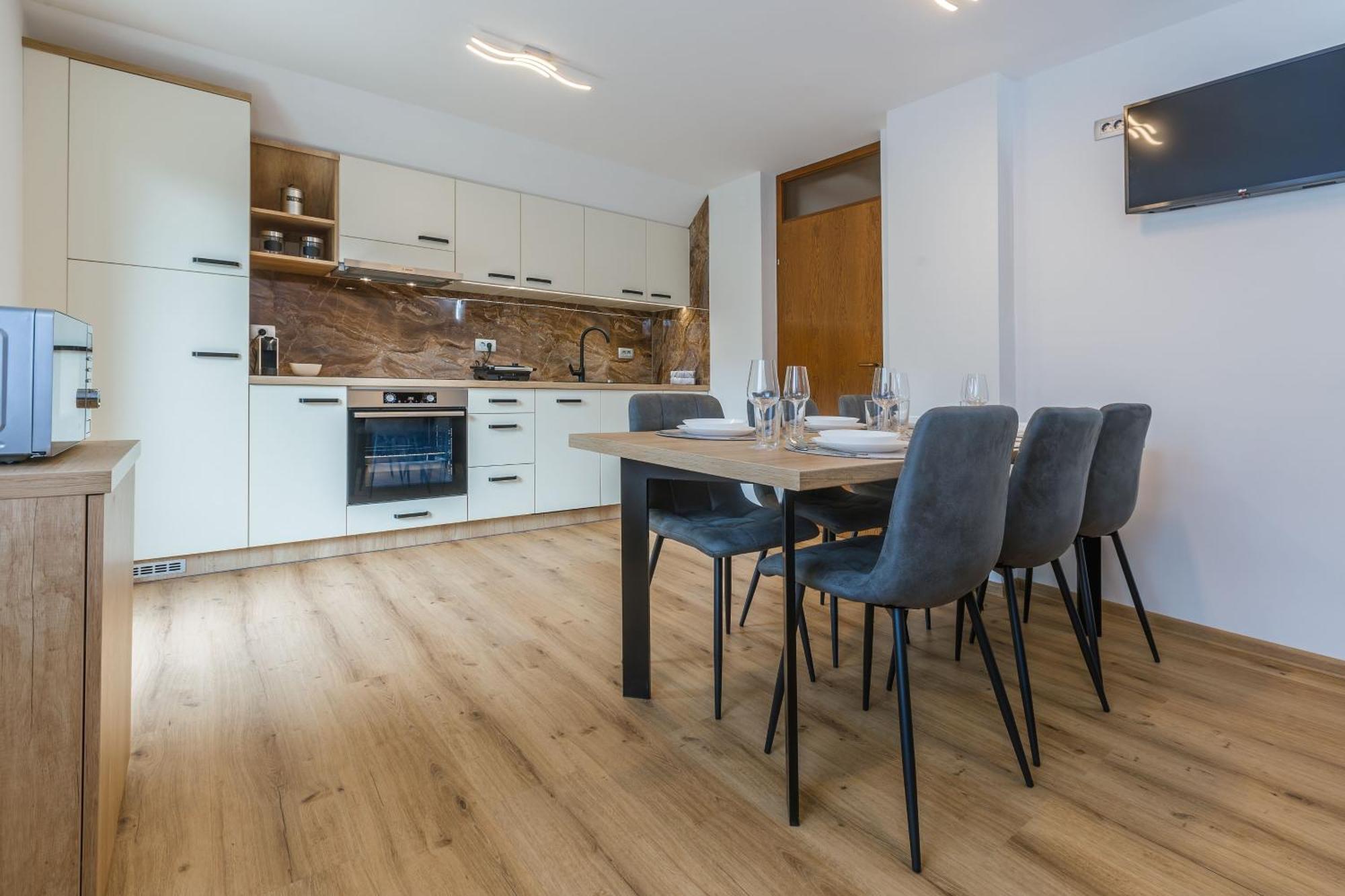 Apartma Bistr'ca