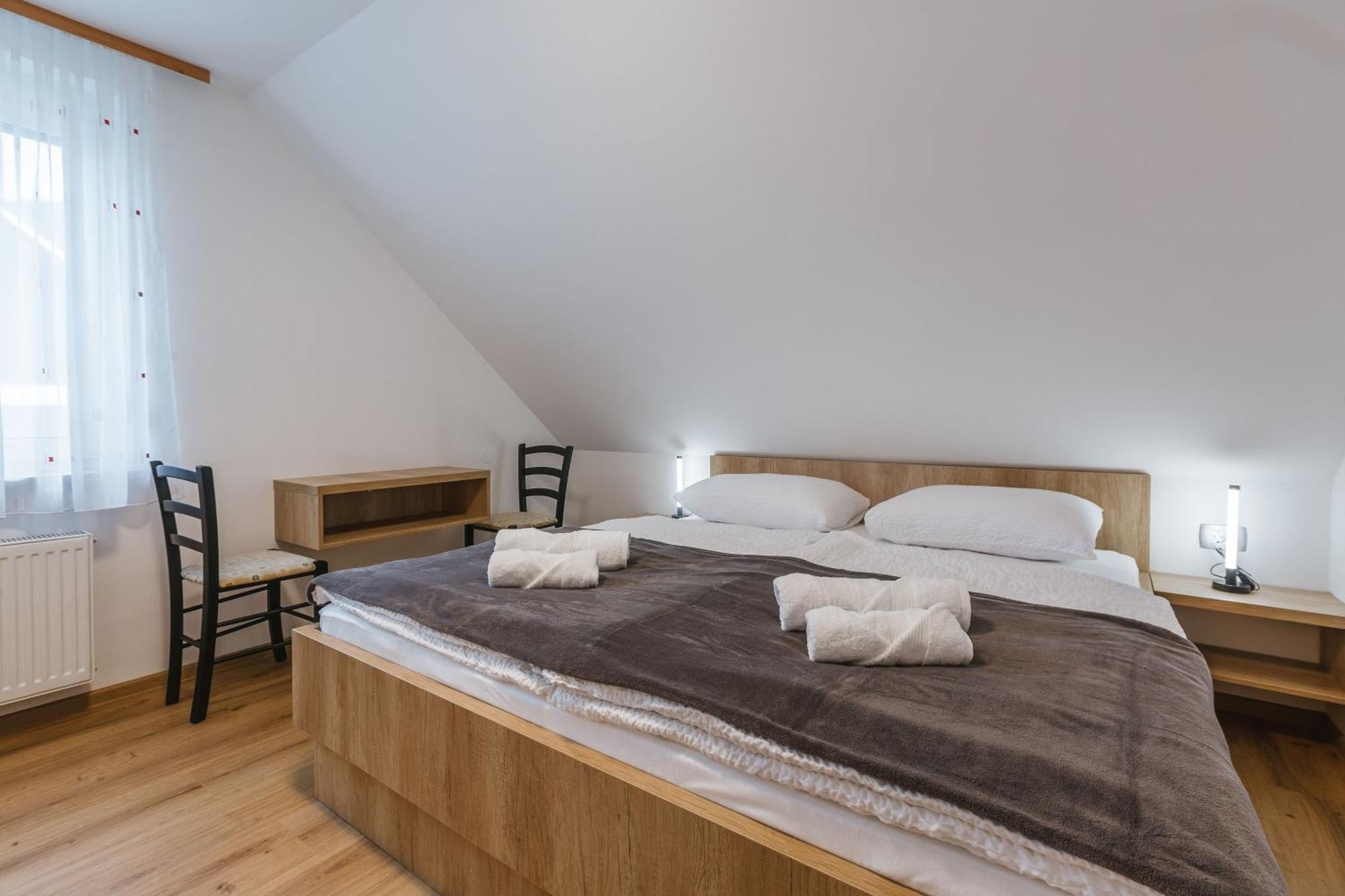 Apartma Bistr'ca *